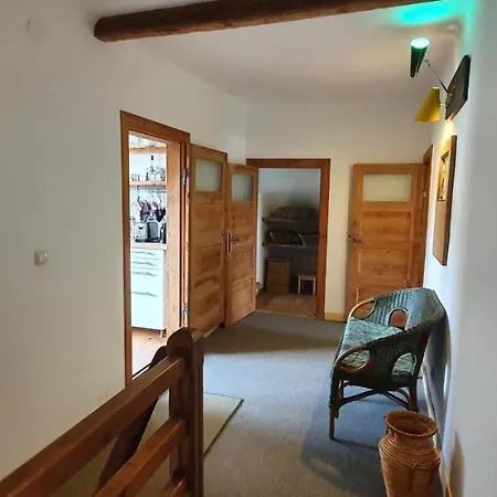 Vera, Naehe Binz In Traumhafter Alleinlage, 4-8 P. *