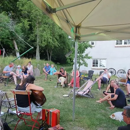 公寓 Vera, Naehe Binz In Traumhafter Alleinlage, 4-8 P. Zirkow