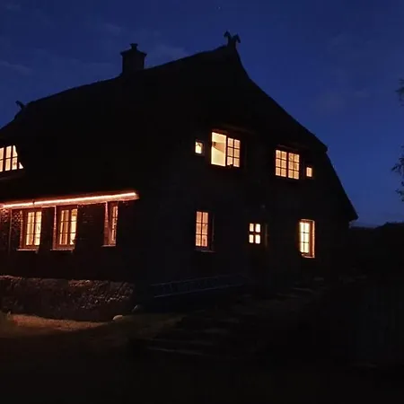 公寓 Vera, Naehe Binz In Traumhafter Alleinlage, 4-8 P. Zirkow