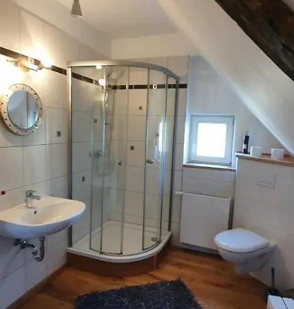 Vera, Naehe Binz In Traumhafter Alleinlage, 4-8 P. Zirkow